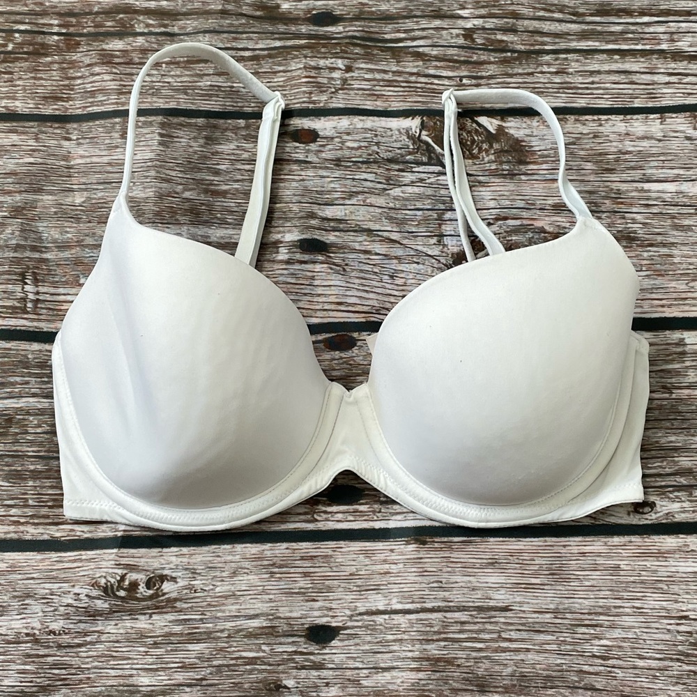Victoria’s Secret Pink 32D Bra